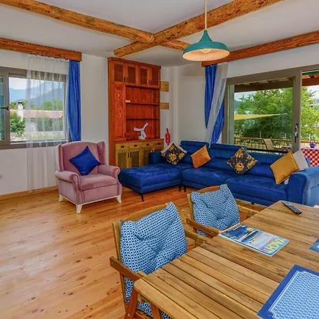 Fethiye Kayakoey'De Oezel Havuzlu 10 Kisilik Villa Nazen * Fethiye
