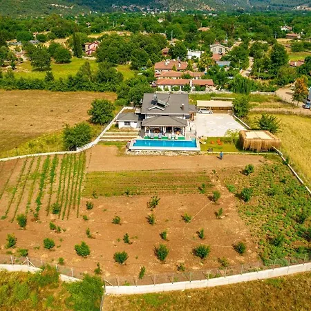 Fethiye Kayakoey'De Oezel Havuzlu 10 Kisilik Villa Nazen Вилла