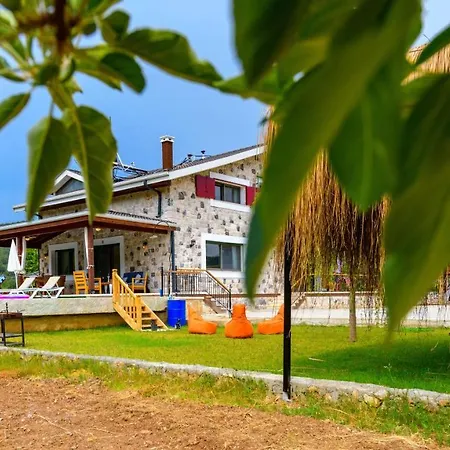 Fethiye Kayakoey'De Oezel Havuzlu 10 Kisilik Villa Nazen * Фетхие