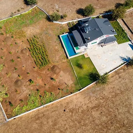 Fethiye Kayakoey'De Oezel Havuzlu 10 Kisilik Villa Nazen Villa