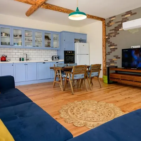 Fethiye Kayakoey'De Oezel Havuzlu 10 Kisilik Villa Nazen Villa